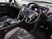 Second-hand Ford Mondeo Titanium 188 CP (138 kW) 2020 Albastru Break