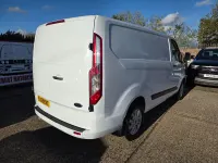 Used Ford Transit Custom Limited 130 HP (95 kW) 2019 White Van