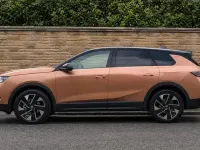 Used Vauxhall Grandland X Ultimate 136 HP (100 kW) 2025 Brown SUV
