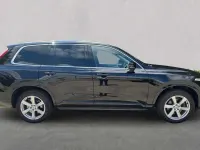 Used Volvo XC90 Momentum 235 HP (172 kW) 2022 SUV