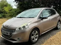 Used Peugeot 208 Active 82 HP (60 kW) 2013 Pink Hatchback