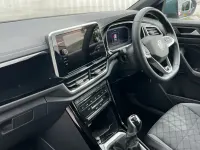 Usado VW T-Roc R-line 150 HP (110 kW) 2024 Azul SUV