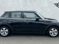 Used Mini Cooper Classic 134 HP (98 kW) 2023 Black Hatchback