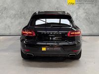 Used Porsche Macan 252 HP (185 kW) 2015 Black SUV
