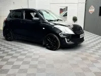 Usado Suzuki Swift SZ-L 94 HP (69 kW) 2016 Preto Citadino