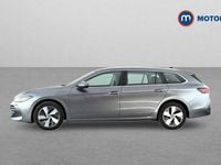 Usado VW Passat Life 204 HP (150 kW) 2025 Cinzento Carrinha