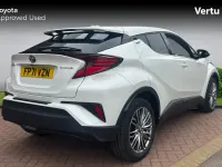 Used Toyota C-HR 122 HP (89 kW) 2022 White SUV