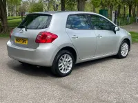 Used Toyota Auris T3 97 HP (71 kW) 2007 Silver Hatchback