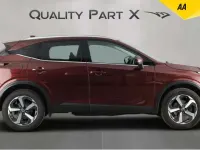 Used Nissan Qashqai N-Connecta 158 HP (116 kW) 2022 Red SUV
