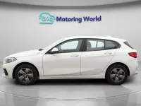 Usado BMW 118 136 HP (100 kW) 2024 Branco Citadino