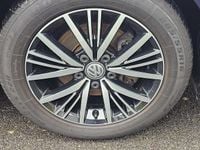 Used VW Golf VII SE 131 HP (96 kW) 2018 Blue Hatchback