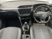 Second-hand Vauxhall Corsa Edition 74 CP (54 kW) 2022 Alb Hatchback