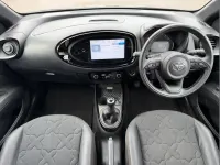 Używany Toyota Aygo X 72 KM (52 kW) 2023 Zielony SUV