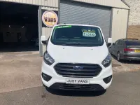 Used Ford Transit Custom Limited 130 HP (95 kW) 2023 White Van