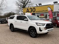 Usado Toyota HiLux 150 HP (110 kW) 2024 Branco Pickup