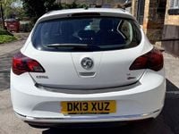 Used Vauxhall Astra SRi 2013 White Hatchback