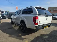 Używany Nissan Navara Tekna 2021 Biały Pickup