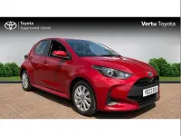 Used Toyota Yaris 116 HP (85 kW) 2022 Red Hatchback