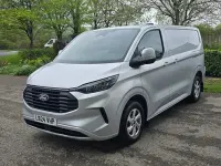 Używany Ford Transit Custom Limited 136 KM (100 kW) 2024 Srebrny Van