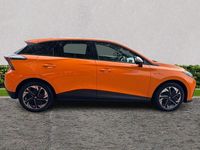 Begagnad MG MG4 EV Trophy 2022 Orange Halvkombi