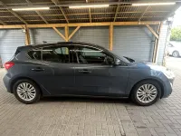 Used Ford Focus Titanium 123 HP (90 kW) 2018 Blue Hatchback