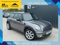 Usado Mini Cooper Hatch 122 CV (89 kW) 2010 Gris Utilitario