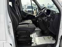 Used Vauxhall Movano 130 HP (95 kW) 2018 White MPV