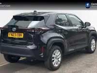 Usado Toyota Yaris Cross 113 HP (83 kW) 2023 Preto SUV