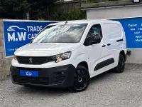 Used Peugeot Partner Premium 131 HP (96 kW) 2022 White MPV