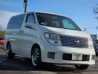 Used Nissan Elgrand 2008 White MPV