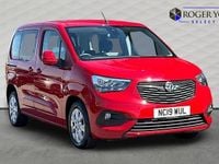 Second-hand Vauxhall Combo S 110 CP (80 kW) 2019 Roșu Monovolum