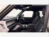 New Land Rover Defender SE Dynamic 344 HP (253 kW) 2025 Green SUV