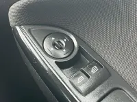 Begagnad Ford Focus Zetec 115 HK (84 kW) 2014 Blå Halvkombi