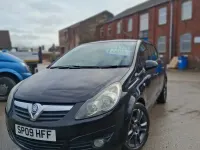 Begagnad Vauxhall Corsa 2009 Svart Halvkombi