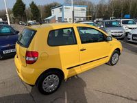 Used VW Fox 75 HP (55 kW) 2009 Yellow Hatchback