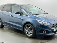 Used Ford S-MAX Titanium 150 HP (110 kW) 2019 Blue MPV
