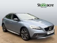 Used Volvo V40 Pro 152 HP (111 kW) 2018 Blue Hatchback