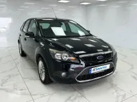 Używany Ford Focus Titanium 99 KM (72 kW) 2010 Czarny Hatchback