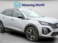 Gebraucht Peugeot 2008 Allure 131 PS (96 kW) 2024 Grau SUV