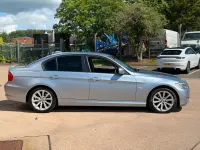 Used BMW 318 2009 Blue Sedan