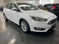 Used Ford Focus Titanium 125 HP (91 kW) 2015 White Hatchback
