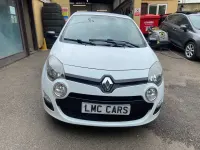 Used Renault Twingo Dynamique 75 HP (55 kW) 2012 White Hatchback