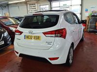 Used Hyundai ix20 Style 116 HP (85 kW) 2012 White Hatchback