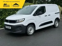 Used Vauxhall Combo S 100 HP (73 kW) 2024 White MPV
