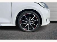 Used Toyota Yaris Hybrid Sport 113 HP (83 kW) 2023 White Hatchback