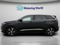 Second-hand Peugeot 5008 GT 131 CP (96 kW) 2022 Negru SUV