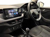Used Skoda Kamiq SE 94 HP (69 kW) 2023 White SUV