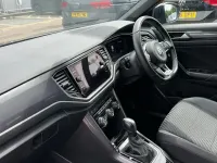 Used VW T-Roc R-line 150 HP (110 kW) 2020 Atlantic blue SUV