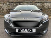 Used Ford Focus Titanium 125 HP (91 kW) 2016 Grey Hatchback
