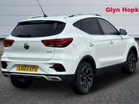 Usado MG ZS Exclusive 111 HP (81 kW) 2023 Branco SUV